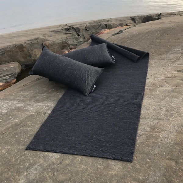 Pisa Design - Saunatyyny 25x50 122s mustanharmaa