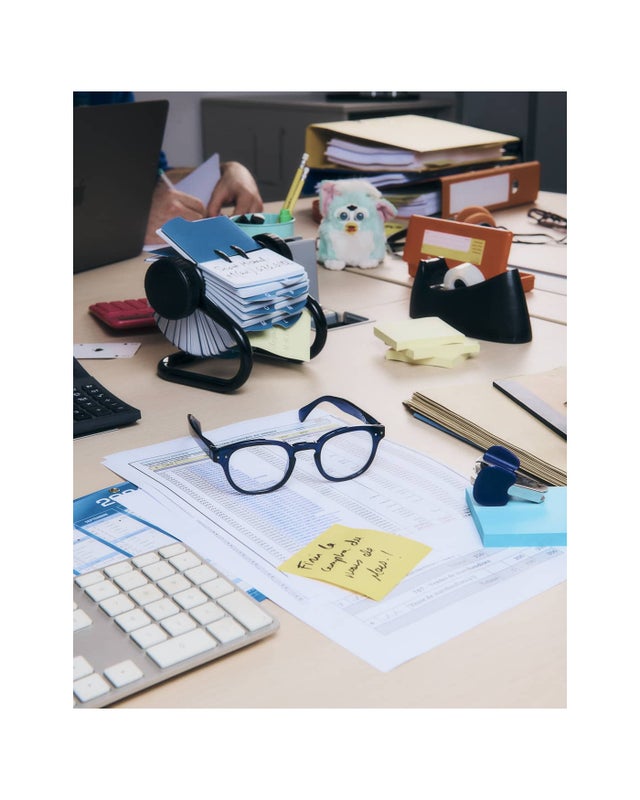 C s&auml;hk&ouml;nsininen ty&ouml;p&ouml;yd&auml;ll&auml;