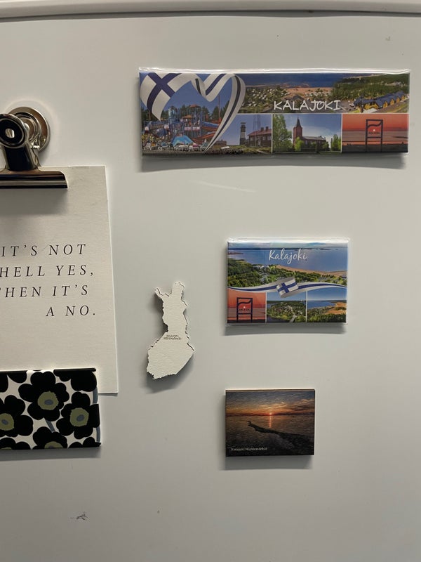 magneetti j&auml;&auml;kaapin oveen Kalajoen Hiekkas&auml;rkilt&auml;